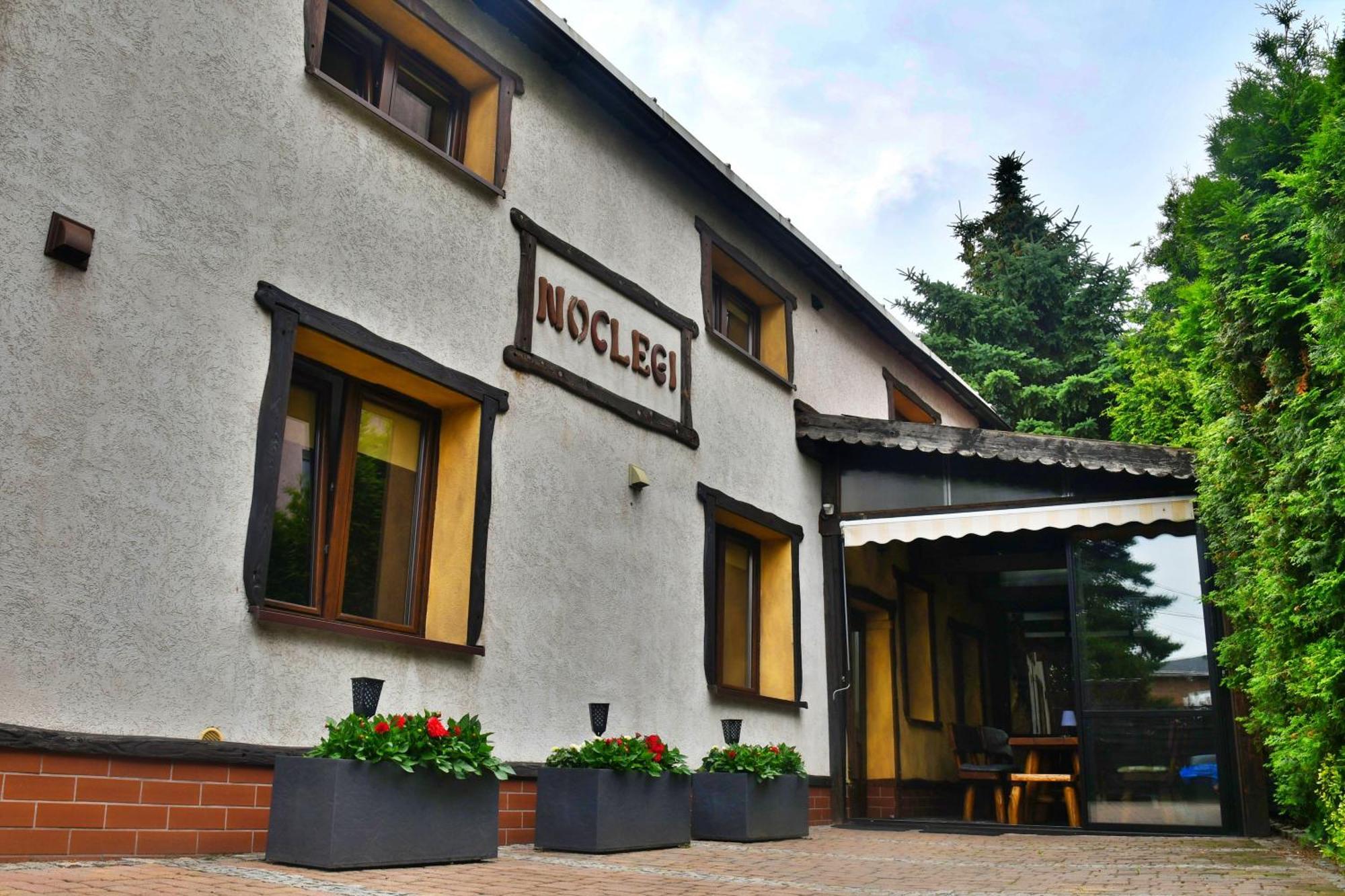 Noclegi Руда-Слёнска Экстерьер фото